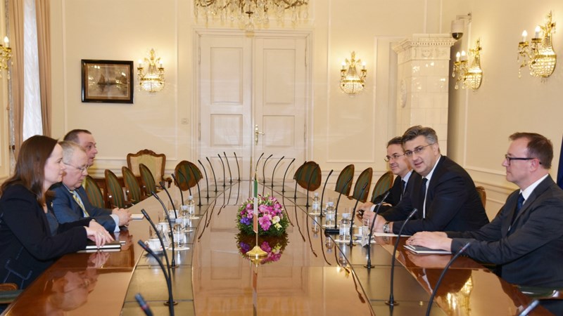 Predsjednik Vlade Plenković s predsjednikom Donjeg doma Parlamenta Irske  